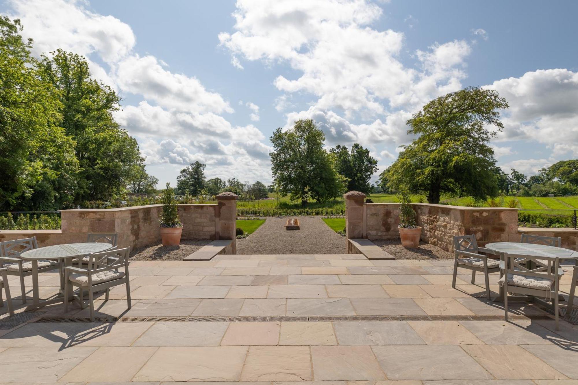 The Tempus At Charlton Hall Estate Alnwick Zewnętrze zdjęcie